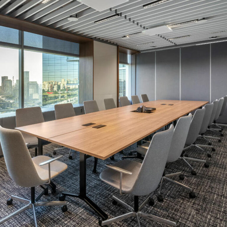 Aiyra_0000s_0000s_0003_Camada 82